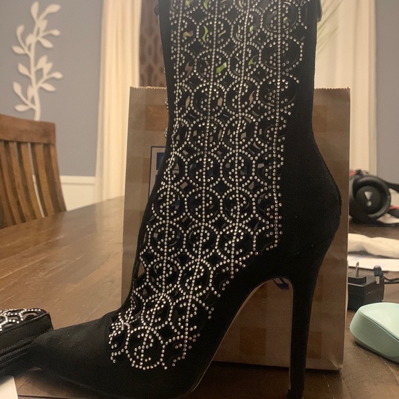 Selling shoes I ordered but they are to steep (stiletto) - Picture 3 of 3